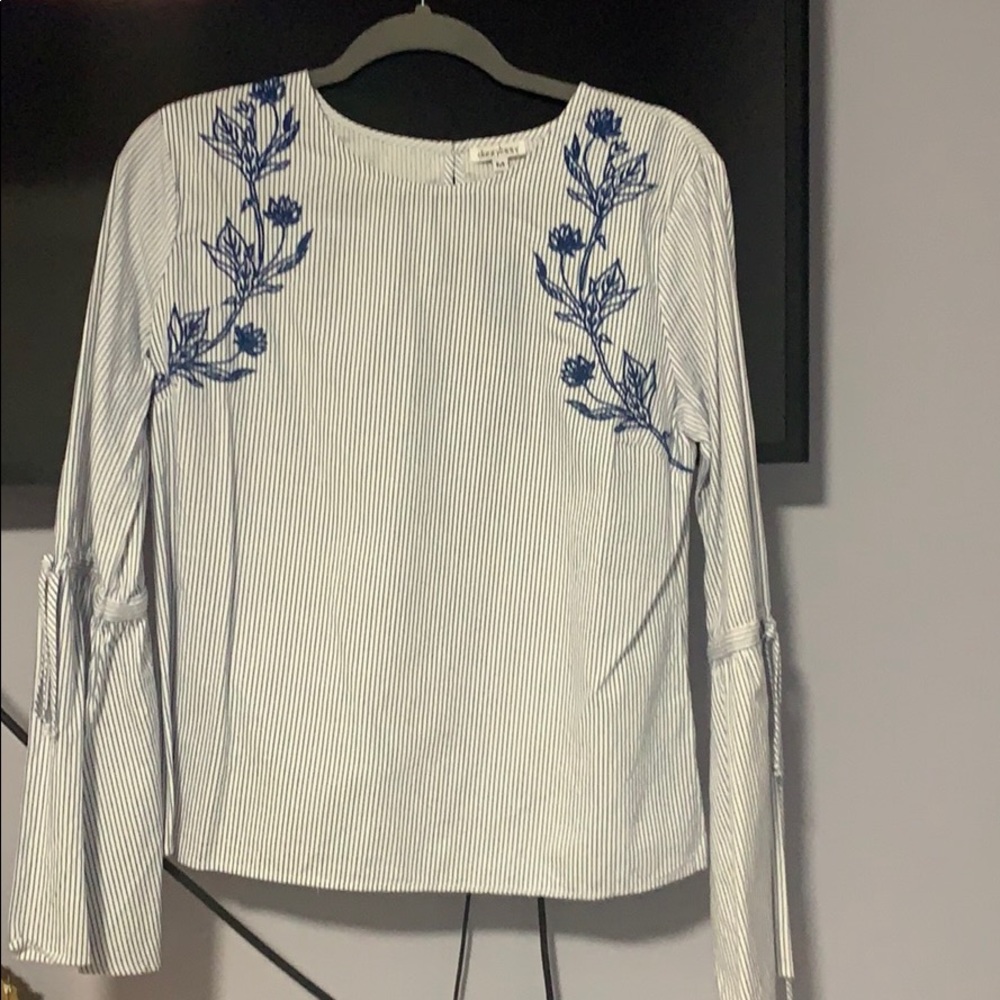 Long sleeve striped top